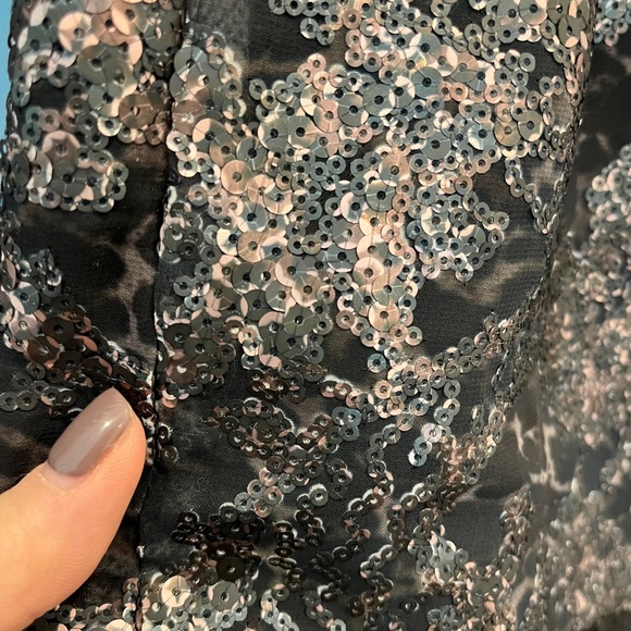 Eli’s Tahari sequinned dress - Picture 5 of 5